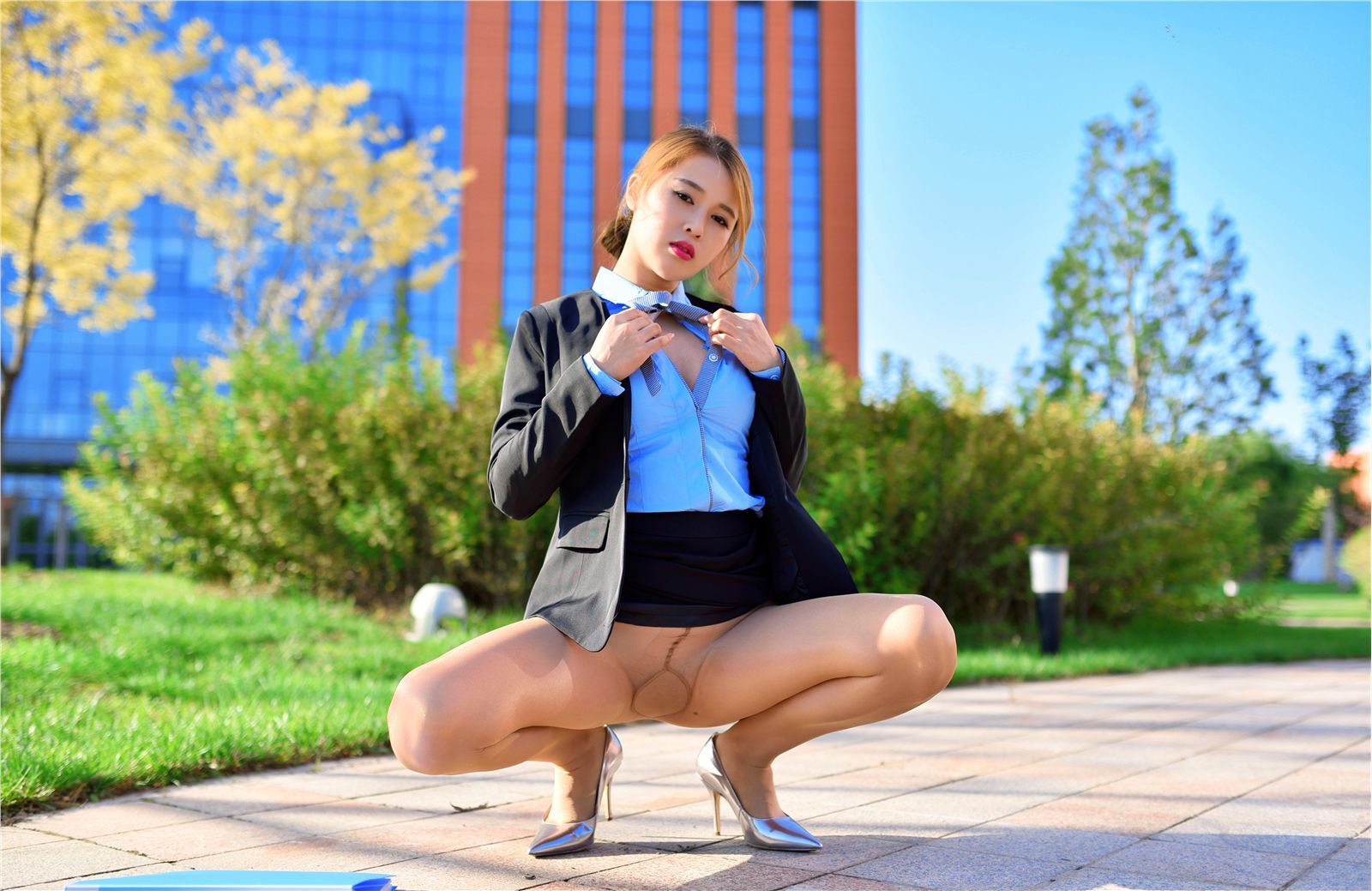 [DDY Pantyhose] NO.011期《秘書OL》出鏡 - 若兮